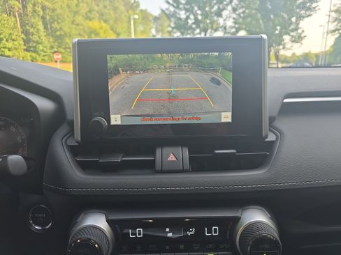 Used 2023 Toyota RAV4 XLE AWD/4WD image 20