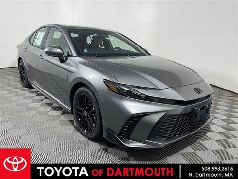 New 2026 Toyota Camry SE FWD image 1