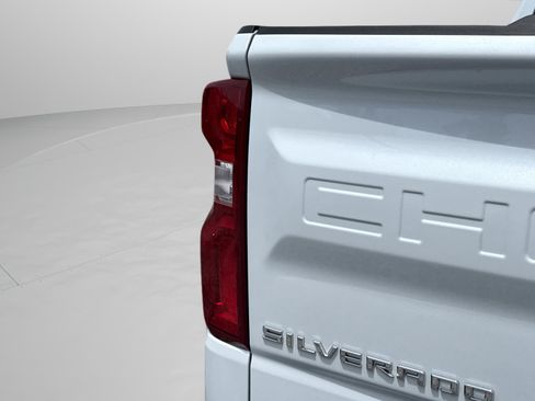 New 2026 Chevrolet Silverado 1500 LTZ w/ LTZ Premium Package AWD/4WD image 37