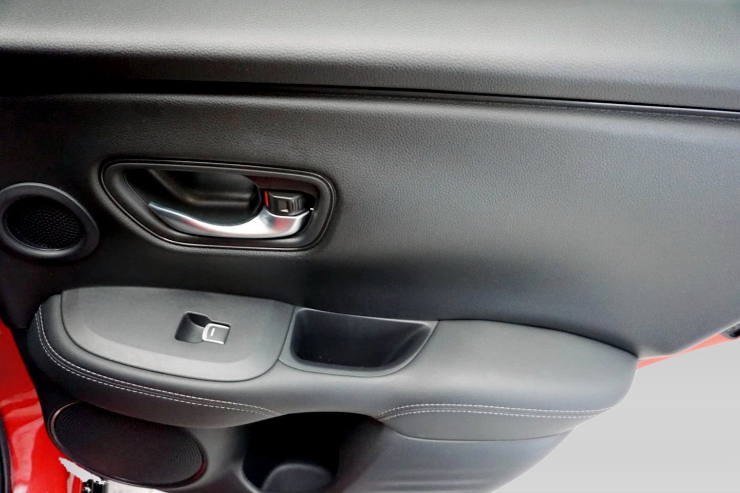Used 2024 Honda HR-V EX-L image 16