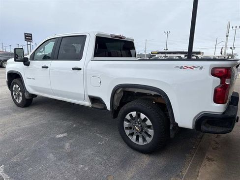 Used 2025 Chevrolet Silverado 2500 Custom w/ Custom Convenience Package image 6