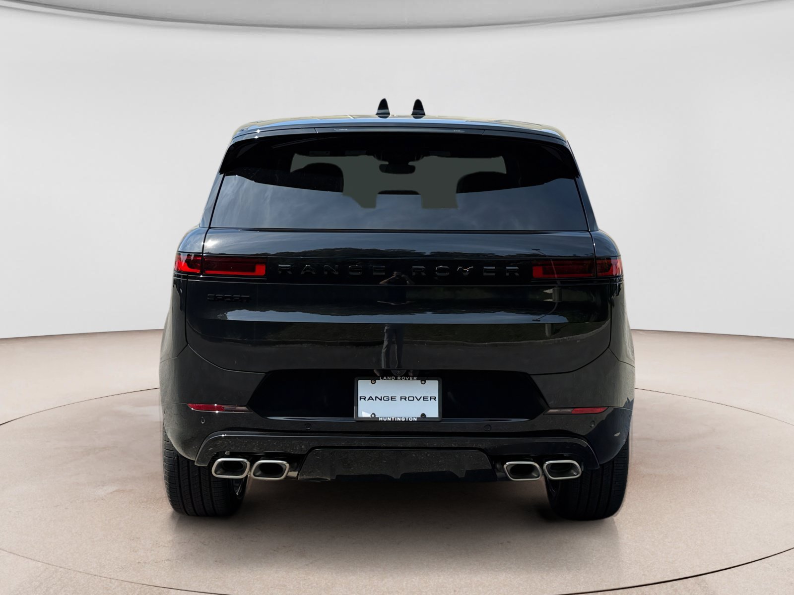 New 2027 Land Rover Range Rover Sport Dynamic SE AWD/4WD image 4