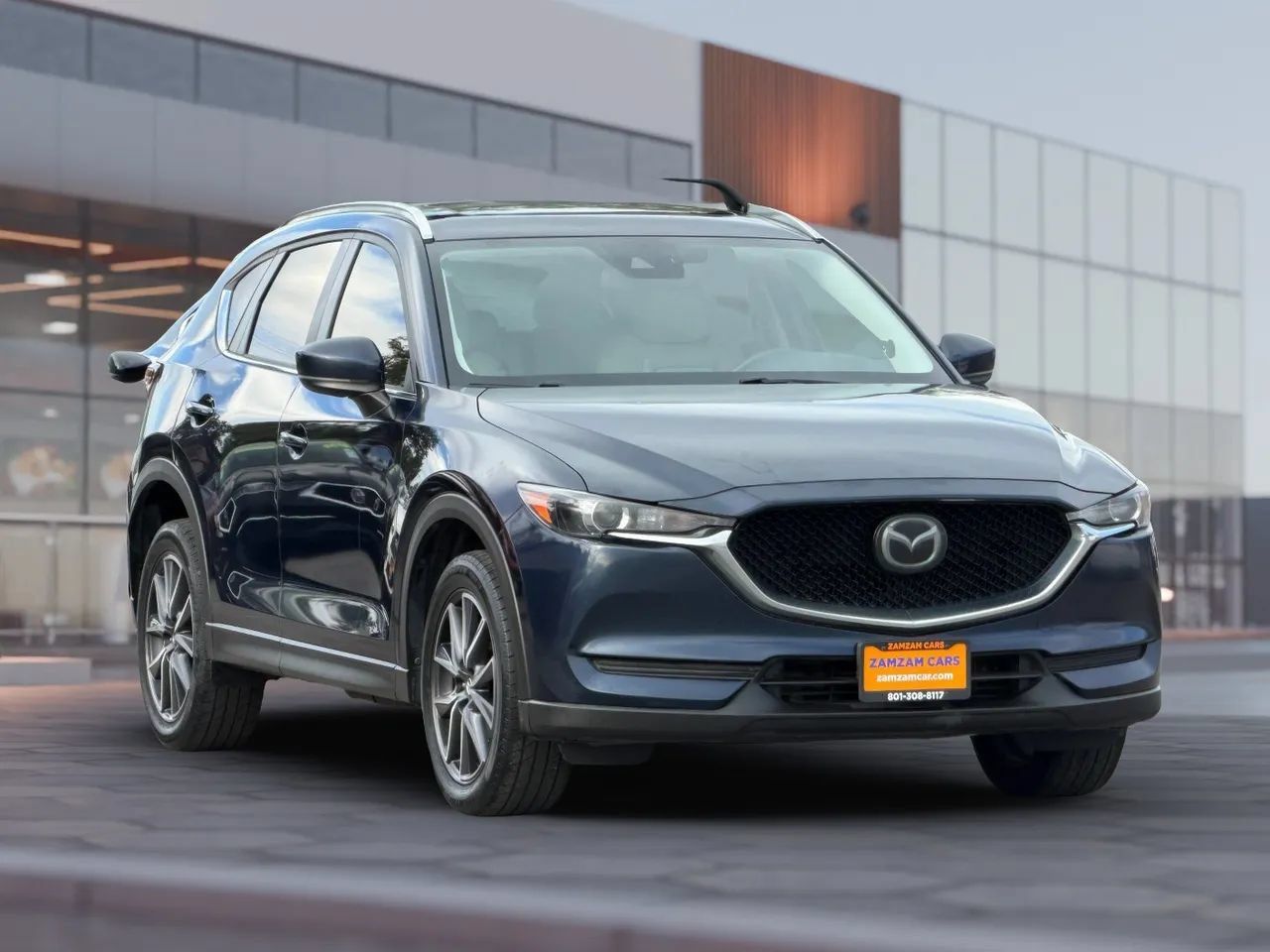 Used 2018 MAZDA CX-5 Touring w/ Preferred Equipment Package AWD/4WD image 1
