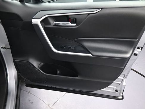 Used 2024 Toyota RAV4 XLE FWD image 13