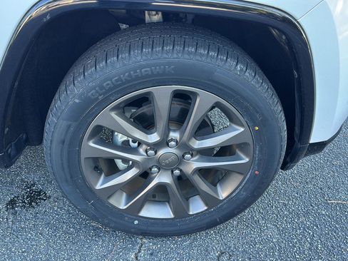 Used 2016 Jeep Grand Cherokee Limited 75th Anniversary image 37