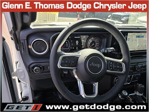 New 2026 Jeep Wrangler Unlimited Sahara AWD/4WD image 10