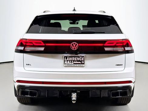 New 2026 Volkswagen Atlas Cross Sport SEL R-Line AWD/4WD image 4