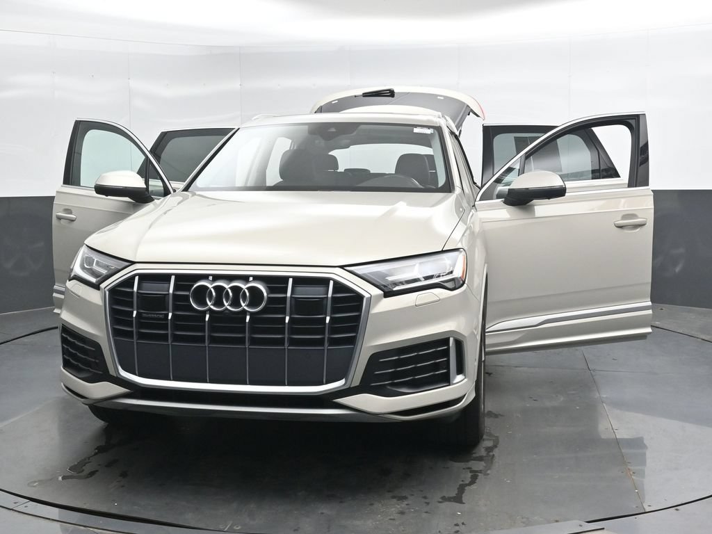 Used 2022 Audi Q7 2.0T Premium Plus w/ Premium Plus Package AWD/4WD image 49