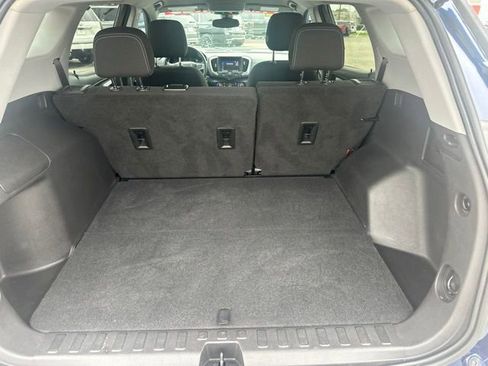 Used 2022 GMC Terrain SLE w/ Driver Convenience Package FWD image 7
