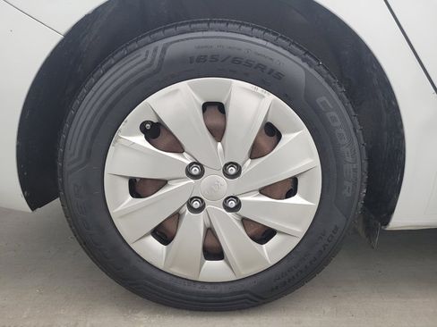Used 2018 Kia Rio S FWD image 31