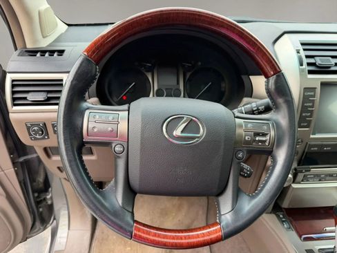 Used 2012 Lexus GX 460 w/ Comfort Plus Pkg AWD/4WD image 18