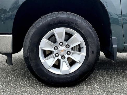 Used 2025 Chevrolet Silverado 1500 LT image 7