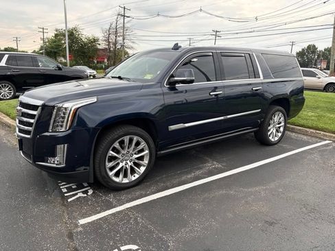 Used 2019 Cadillac Escalade ESV Premium Luxury AWD/4WD image 1