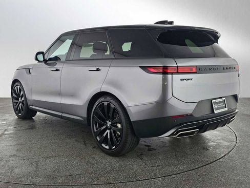 Used 2023 Land Rover Range Rover Sport SE image 3