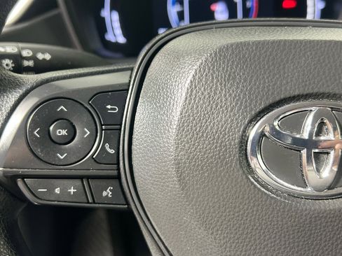 Used 2026 Toyota Corolla LE FWD image 18