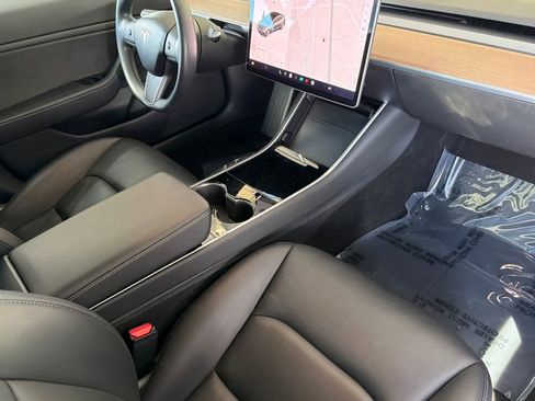 Used 2018 Tesla Model 3 Long Range AWD/4WD image 18