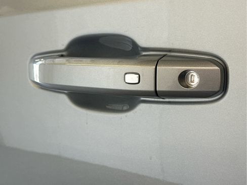 New 2026 GMC Sierra 1500 Elevation image 11