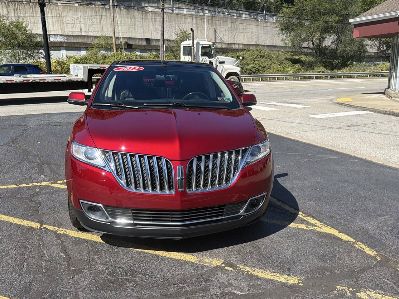 Used 2013 Lincoln MKX AWD image 4