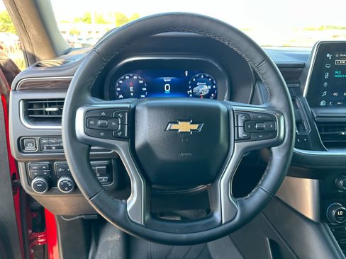 Used 2024 Chevrolet Tahoe LT w/ Luxury Package AWD/4WD image 14