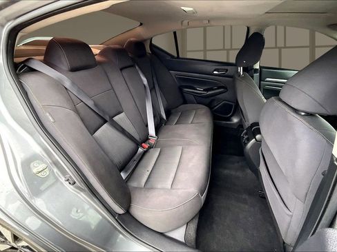 Used 2020 Nissan Altima 2.5 SV FWD image 27