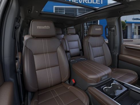 New 2026 Chevrolet Tahoe High Country w/ Sun And Tow Package AWD/4WD image 17