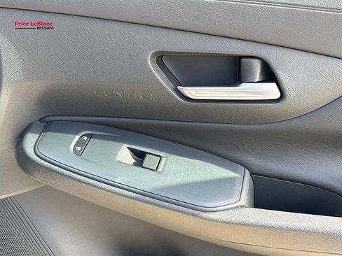 Used 2026 Nissan Sentra SV w/ SV Convenience Package FWD image 13