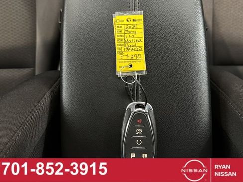 Used 2024 Chevrolet Malibu LT FWD image 25