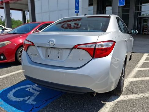 Used 2016 Toyota Corolla LE Premium FWD image 6