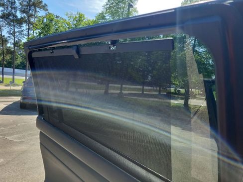 Used 2023 Toyota Highlander XLE FWD image 31
