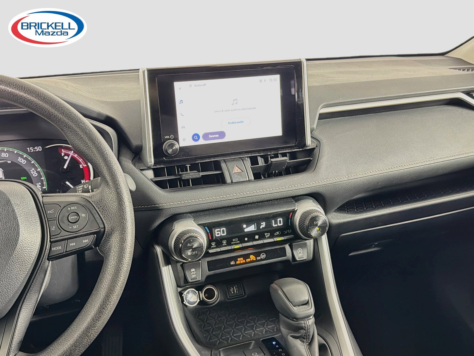 Used 2025 Toyota RAV4 XLE FWD image 18