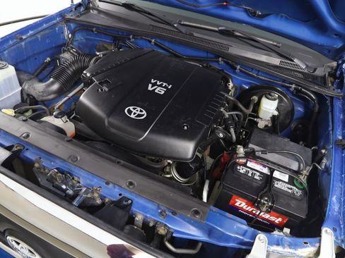 Used 2008 Toyota Tacoma PreRunner image 16