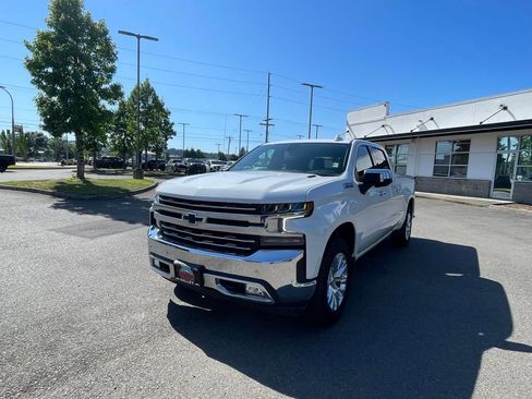 Used 2022 Chevrolet Silverado 1500 LTZ w/ LTZ Premium Package AWD/4WD image 1