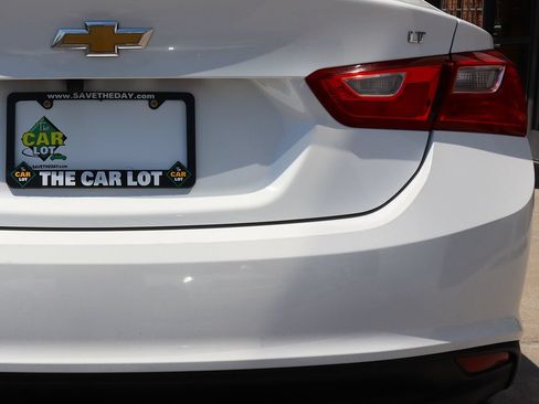 Used 2023 Chevrolet Malibu LT FWD image 20
