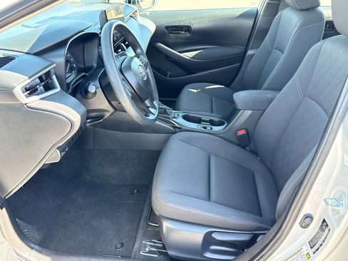 Used 2024 Toyota Corolla LE FWD image 11
