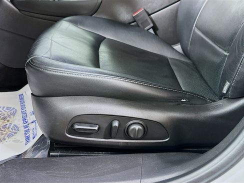 Used 2017 Chevrolet Malibu Premier w/ Premier Sun and Wheel Package image 20