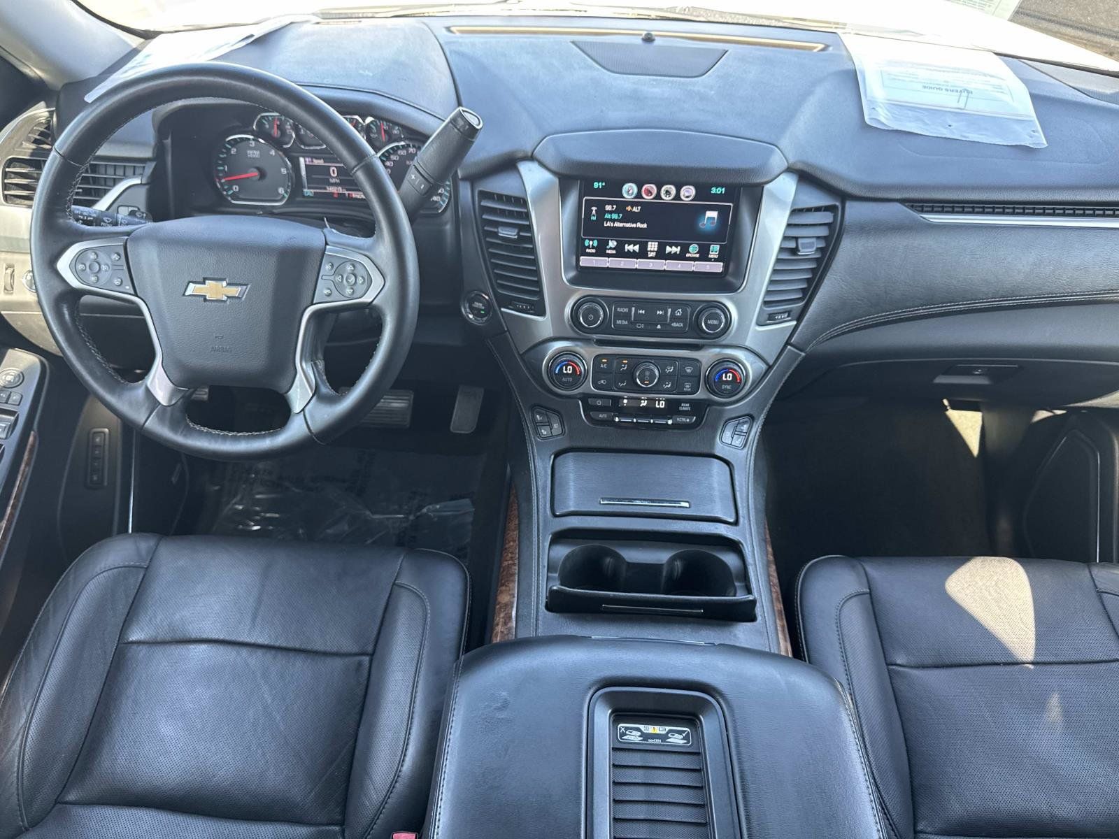 Used 2016 Chevrolet Suburban LTZ RWD image 9