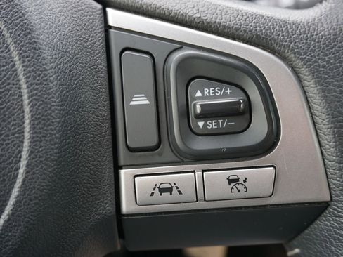 Used 2017 Subaru Forester 2.5i Limited AWD/4WD image 28
