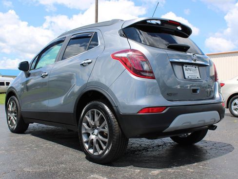 Used 2019 Buick Encore Sport Touring FWD image 10