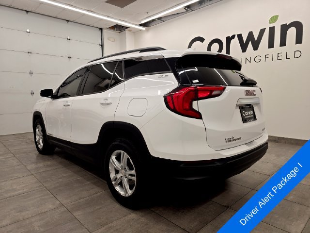 Used 2020 GMC Terrain SLE w/ Driver Convenience Package AWD/4WD image 3