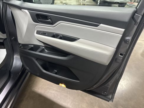 Used 2024 Honda Odyssey EX-L image 44