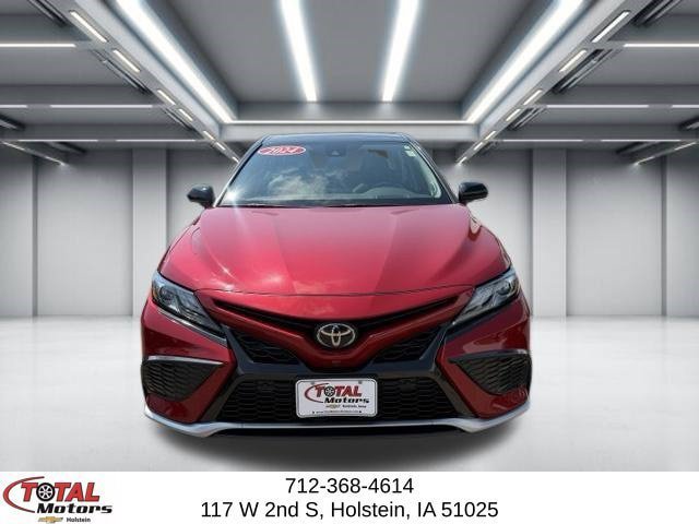 Used 2024 Toyota Camry XSE w/ Navigation Package FWD image 3