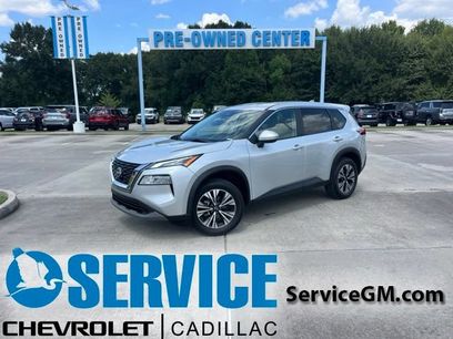 Used 2023 Nissan Rogue SV