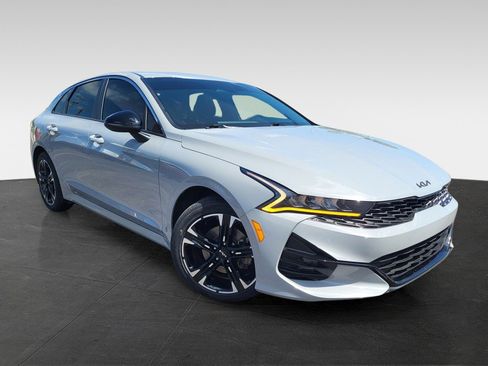 Used 2023 Kia K5 GT-Line image 2