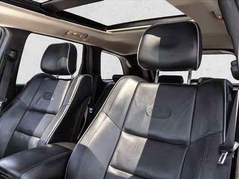 Used 2012 Jeep Grand Cherokee Overland AWD/4WD image 12