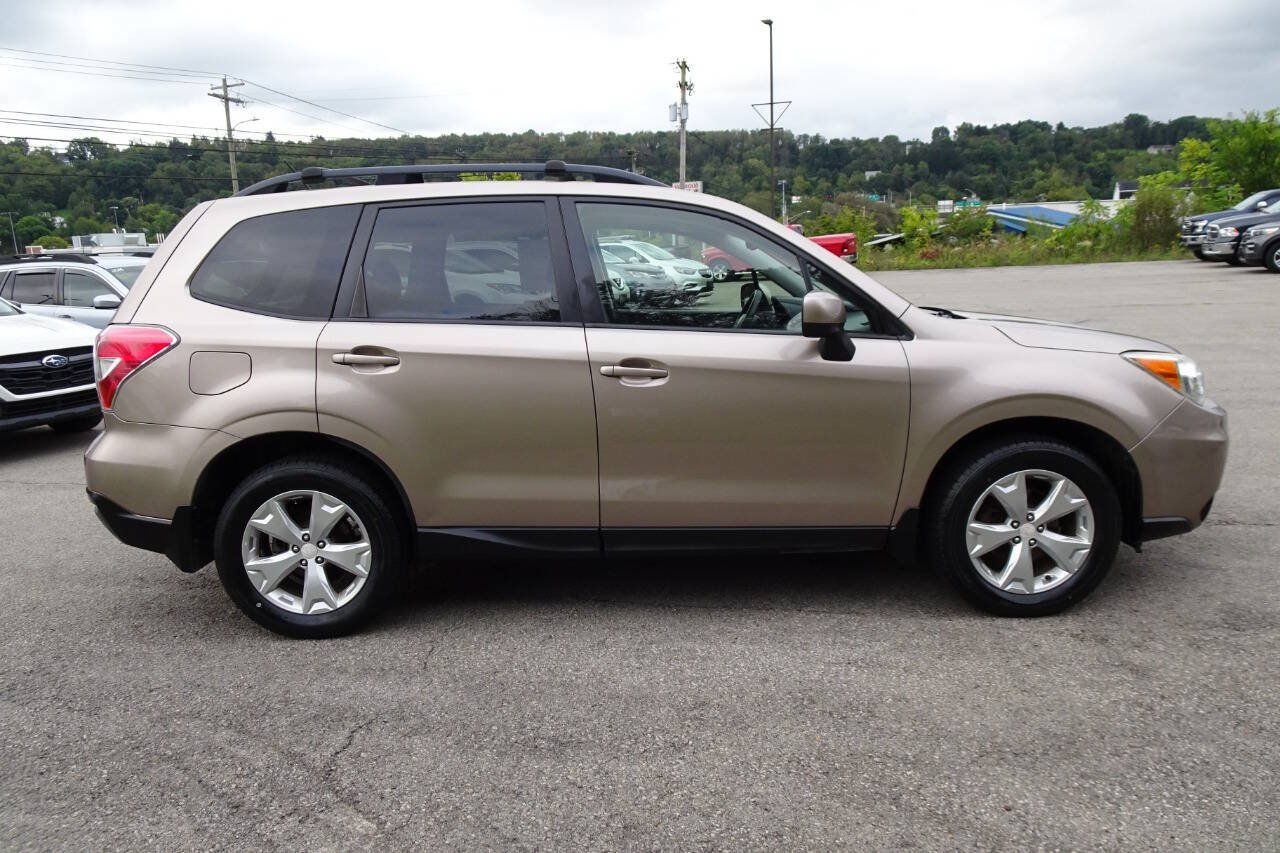 Used 2015 Subaru Forester 2.5i Premium AWD/4WD image 5
