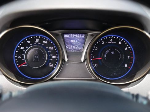 Used 2013 Hyundai Genesis 2.0T RWD image 24