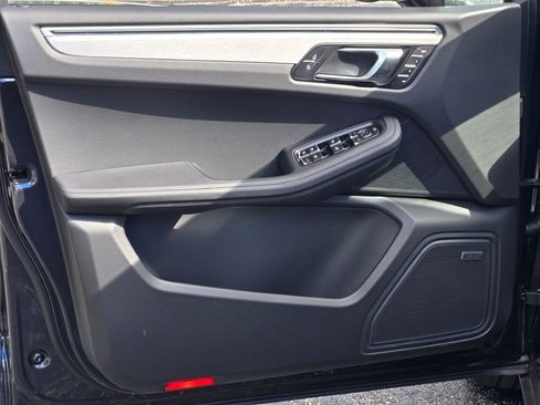 New 2026 Porsche Macan Turbo image 18