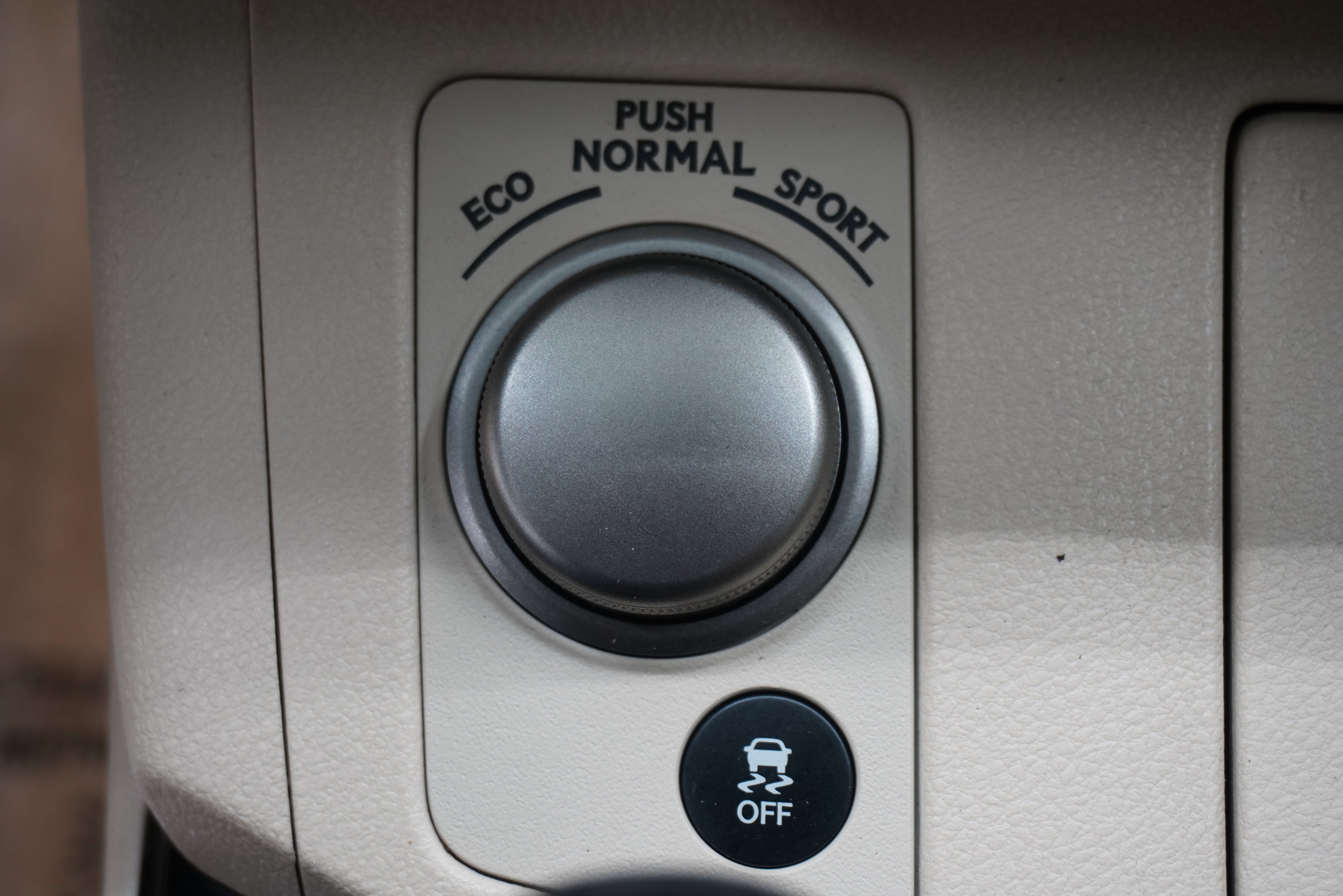 Used 2013 Lexus ES 350 w/ Luxury Pkg FWD image 22