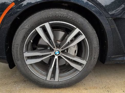 Used 2024 BMW X7 xDrive40i w/ Executive Package AWD/4WD image 10