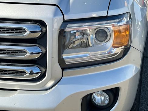 Used 2016 GMC Canyon SLE w/ All Terrain Package image 11